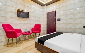 Hotel O Krishna Priya
